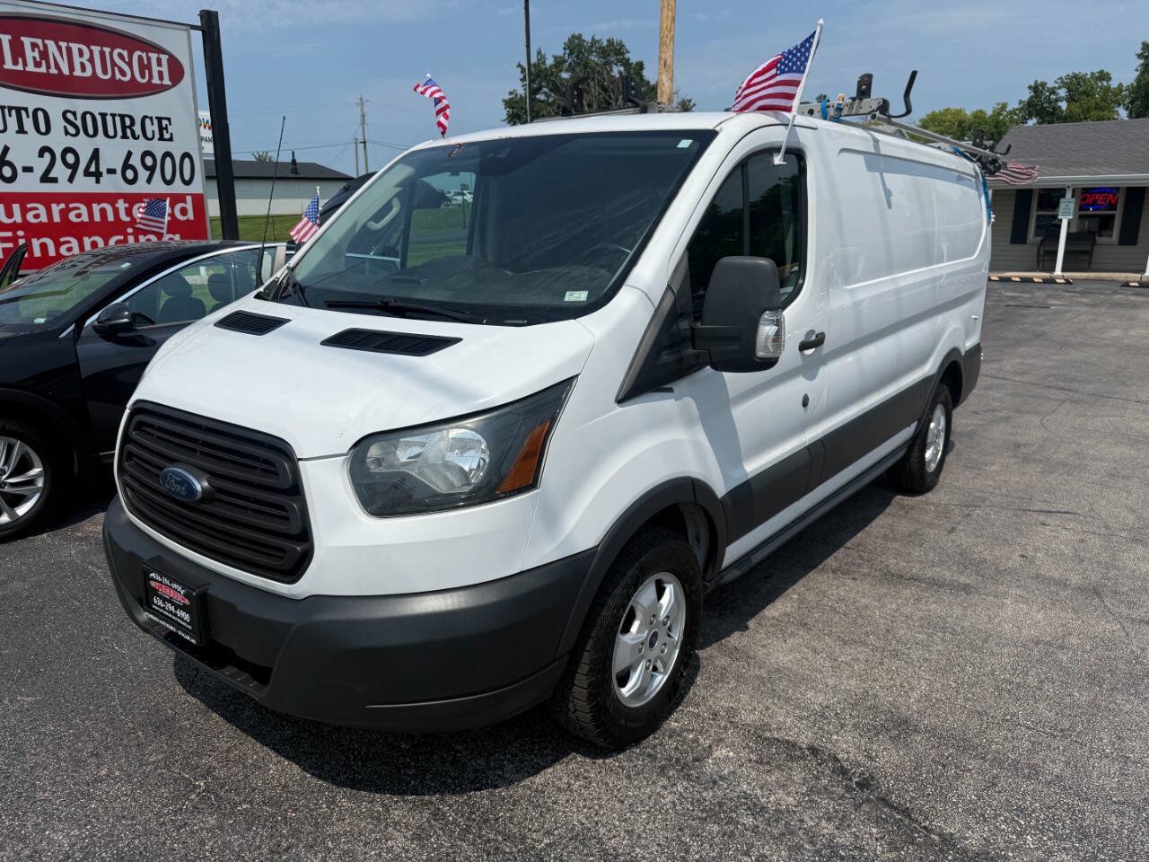 Used 2017 Ford Transit 250 130 Low Roof RWD image 2