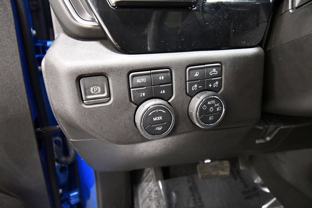 Used 2024 Chevrolet Silverado 1500 RST AWD/4WD image 20
