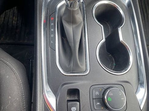 Certified 2023 Chevrolet Traverse LT image 14