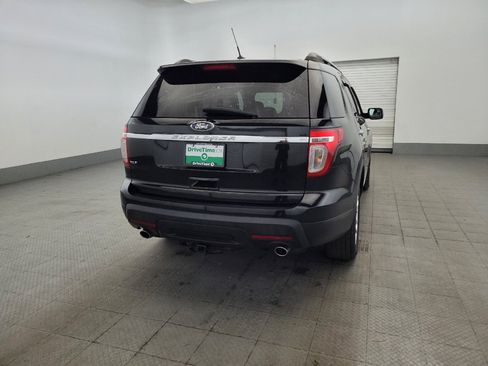 Used 2015 Ford Explorer XLT FWD image 7
