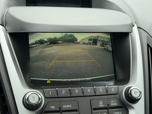 Used 2017 Chevrolet Equinox Premier w/ Enhanced Convenience Package FWD image 11