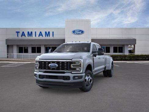 New 2026 Ford F350 Platinum AWD/4WD image 2