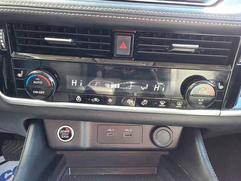 Used 2023 Nissan Rogue SL image 20