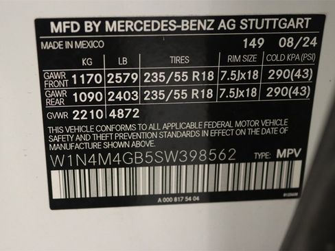 New 2025 Mercedes-Benz GLB 250 image 15