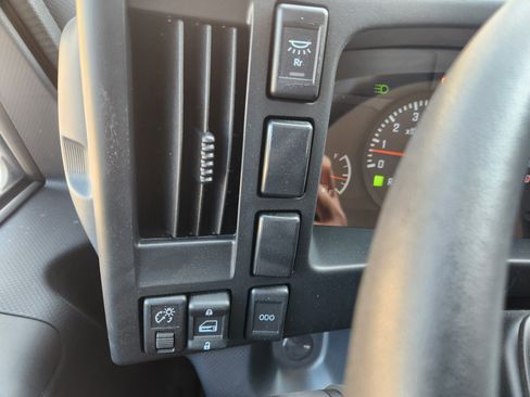 New 2024 Chevrolet Low Cab Forward image 23