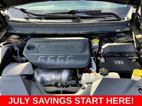 Used 2021 Jeep Cherokee Latitude Plus AWD/4WD image 38