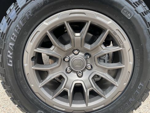 Used 2021 Ford F150 XLT w/ Equipment Group 302A High AWD/4WD image 15
