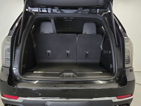 Used 2025 Chevrolet Tahoe Premier RWD image 33