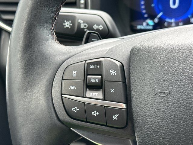 Used 2020 Ford Explorer Platinum w/ Premium Technology Package AWD/4WD image 36