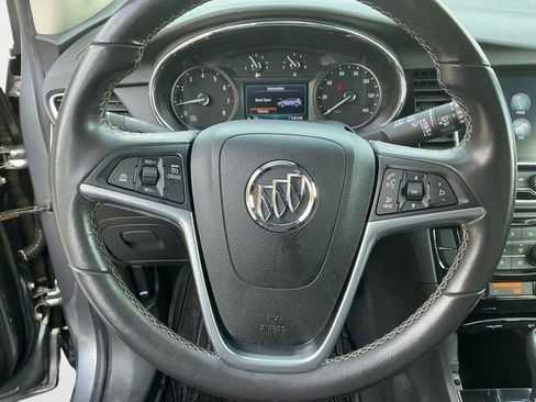 Used 2020 Buick Encore Preferred image 13