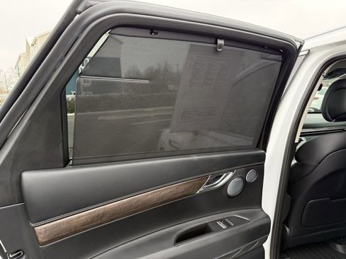 Used 2025 Genesis GV80 2.5T Prestige image 18