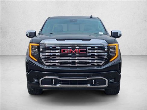 Used 2024 GMC Sierra 1500 Denali w/ Denali Reserve Package AWD/4WD image 2
