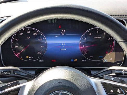 Used 2024 Mercedes-Benz GLC 300 GLC 300 image 12