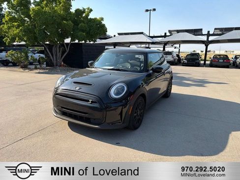 Used 2024 MINI Cooper SE FWD image 1