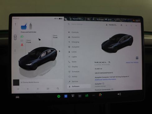 Used 2025 Tesla Model 3 Long Range image 56
