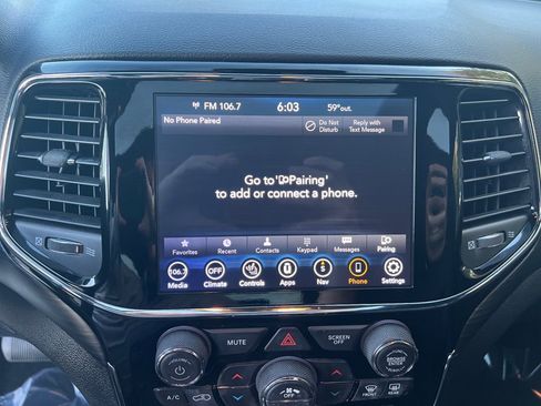 Used 2020 Jeep Grand Cherokee Altitude image 20