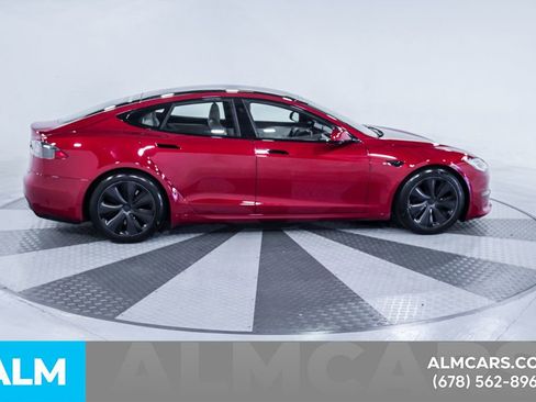 Used 2021 Tesla Model S Plaid image 11