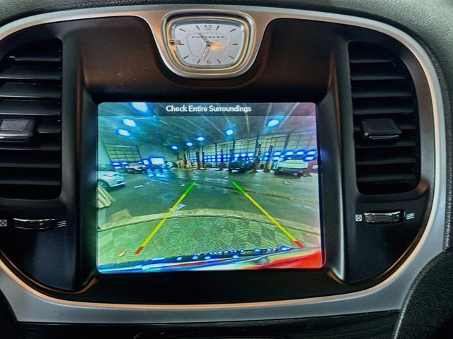 Used 2019 Chrysler 300 Touring w/ Driver Convenience Group AWD/4WD image 11