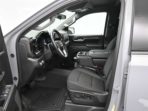 Used 2024 GMC Sierra 1500 Elevation AWD/4WD image 12