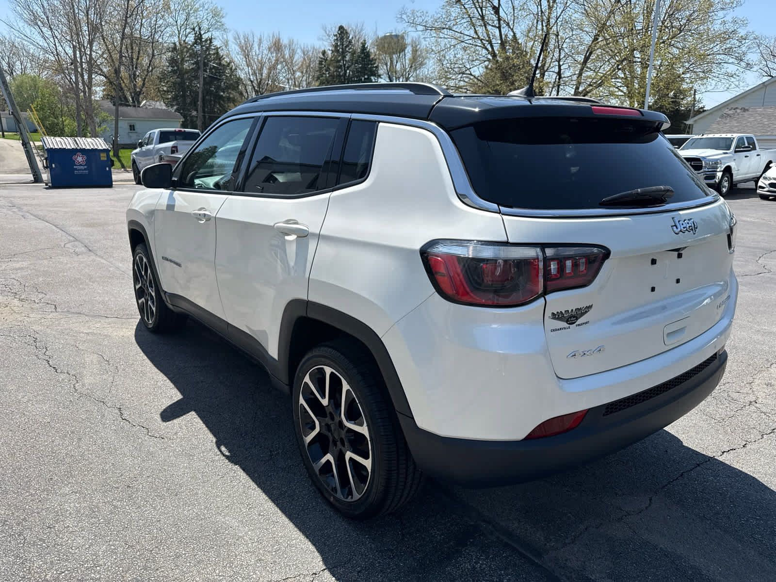 Used 2018 Jeep Compass Limited w/ Navigation Group AWD/4WD image 5