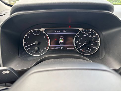 Used 2025 Nissan Rogue SV FWD image 41