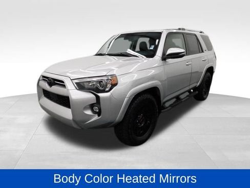 Used 2021 Toyota 4Runner SR5 Premium image 5