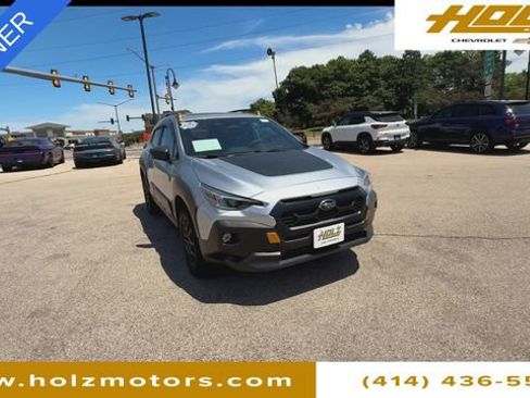 Used 2025 Subaru Crosstrek 2.5i Wilderness AWD/4WD image 2