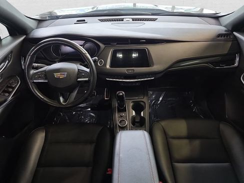 Certified 2023 Cadillac XT4 Sport w/ Cold Weather Package AWD/4WD image 9