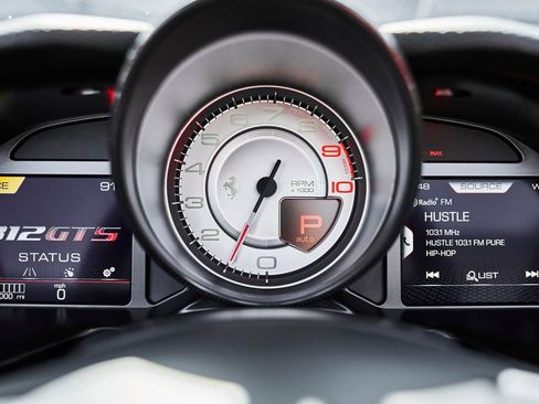 Used 2021 Ferrari 812 GTS RWD image 45