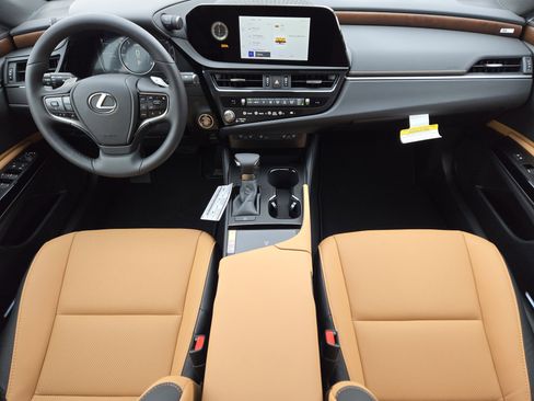 New 2025 Lexus ES 350 w/ Premium Package image 19