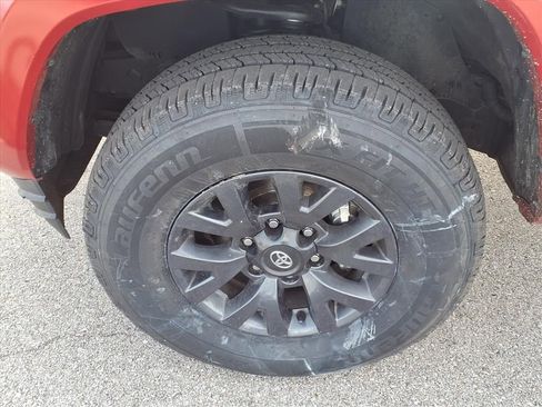 Used 2023 Toyota Tacoma SR5 image 27