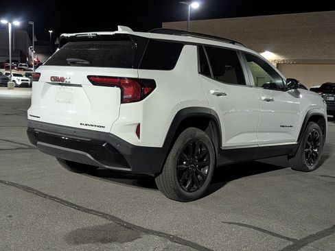 Used 2026 GMC Terrain Elevation w/ Elevation Premium Package FWD image 4