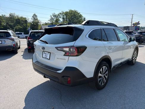 Used 2021 Subaru Outback Premium AWD/4WD image 13