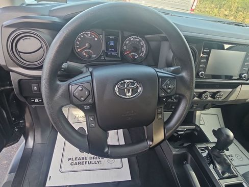 Used 2020 Toyota Tacoma SR AWD/4WD image 13
