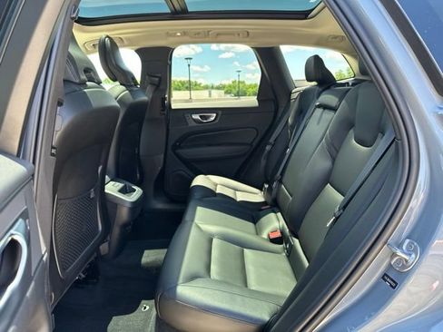 Certified 2024 Volvo XC60 B5 Core w/ Climate Package AWD/4WD image 13