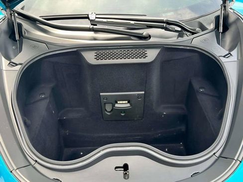 Used 2021 McLaren GT Base image 21