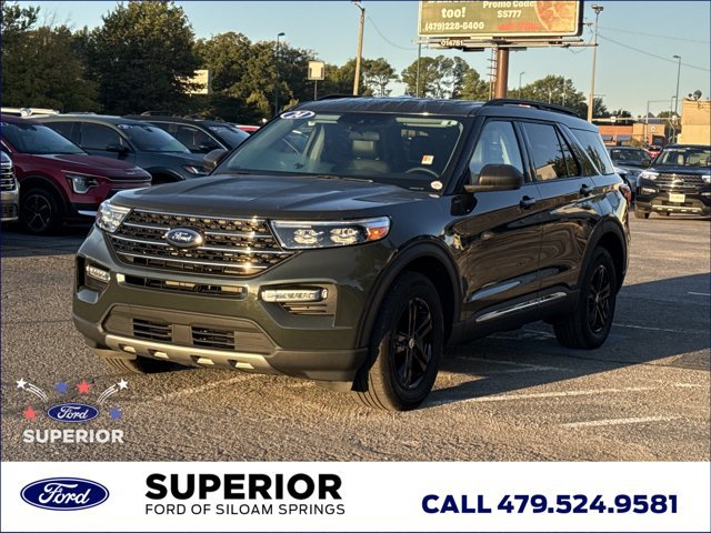 Used 2024 Ford Explorer XLT w/ Equipment Group 202A AWD/4WD image 10