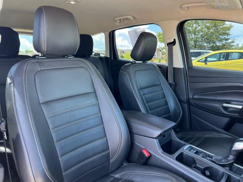 Used 2018 Ford Escape SEL AWD/4WD image 19