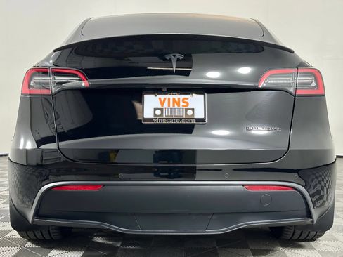 Used 2022 Tesla Model Y Performance AWD/4WD image 26