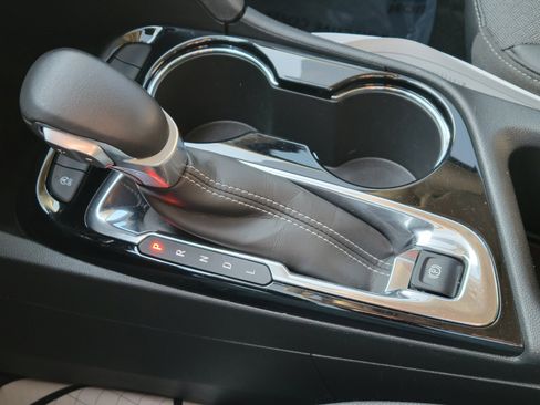 Used 2023 Buick Encore GX Select w/ Sport Touring Package image 29