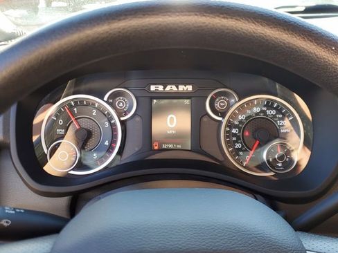 Used 2024 RAM 2500 Tradesman w/ Chrome Appearance Group image 21