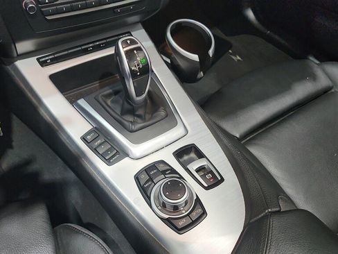 Used 2009 BMW Z4 sDrive35i RWD image 33