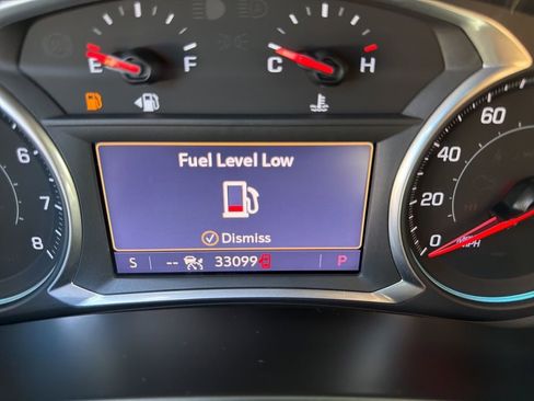 Certified 2022 Chevrolet Equinox RS w/ Infotainment Package FWD image 25