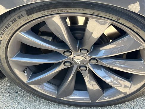 Used 2015 Tesla Model S 85D image 22