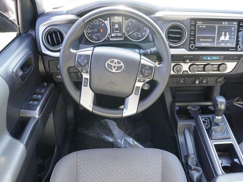 Used 2023 Toyota Tacoma SR5 AWD/4WD image 19