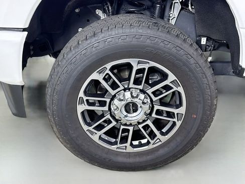 Used 2024 Ford F350 Limited w/ FX4 Off-Road Package image 37