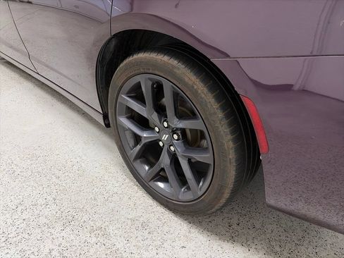 Used 2021 Dodge Charger SXT w/ Blacktop Package RWD image 5
