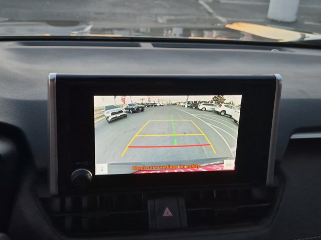 Used 2025 Toyota RAV4 LE AWD/4WD image 23