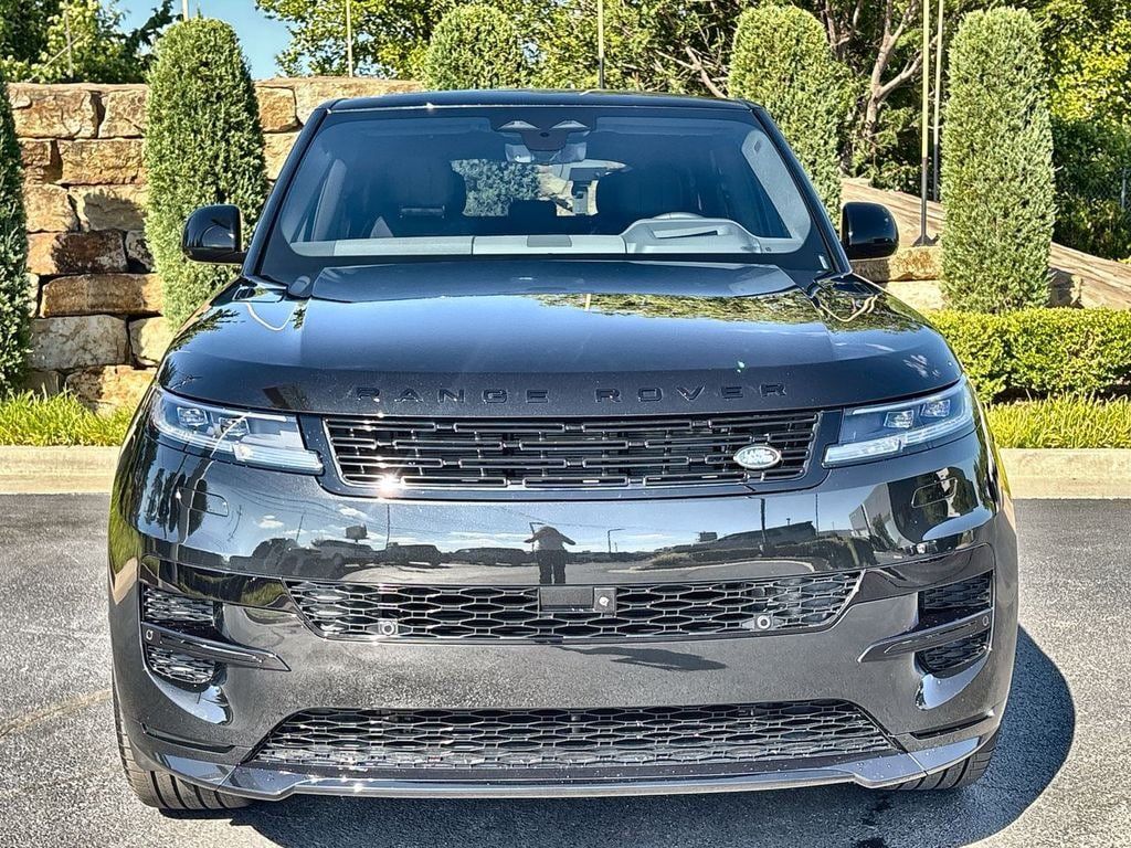 New 2027 Land Rover Range Rover Sport Dynamic SE AWD/4WD image 8