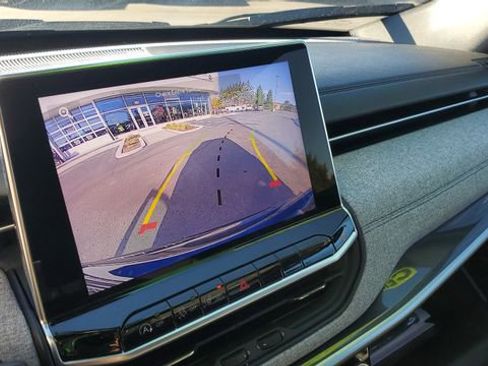 Certified 2024 Jeep Compass Latitude image 14